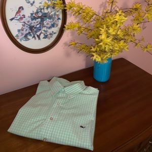 🐳Vineyard Vines Shale Shirt🐳